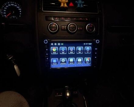 Черный Фольксваген Туран, объемом двигателя 1.6 л и пробегом 370 тыс. км за 10600 $, фото 4 на Automoto.ua