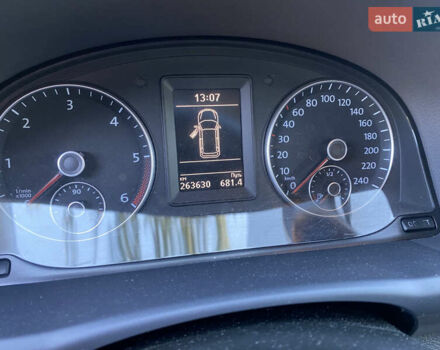 Черный Фольксваген Туран, объемом двигателя 1.97 л и пробегом 263 тыс. км за 10999 $, фото 22 на Automoto.ua