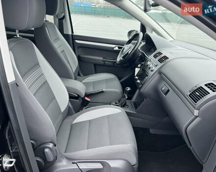 Чорний Фольксваген Туран, об'ємом двигуна 1.6 л та пробігом 201 тис. км за 12900 $, фото 20 на Automoto.ua