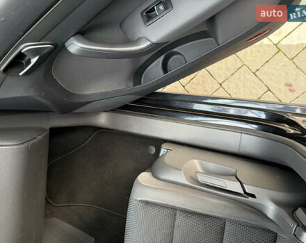 Чорний Фольксваген Туран, об'ємом двигуна 1.6 л та пробігом 243 тис. км за 8900 $, фото 21 на Automoto.ua