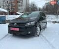 Черный Фольксваген Туран, объемом двигателя 1.97 л и пробегом 247 тыс. км за 13490 $, фото 1 на Automoto.ua