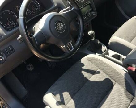 Чорний Фольксваген Туран, об'ємом двигуна 1.6 л та пробігом 227 тис. км за 10900 $, фото 4 на Automoto.ua