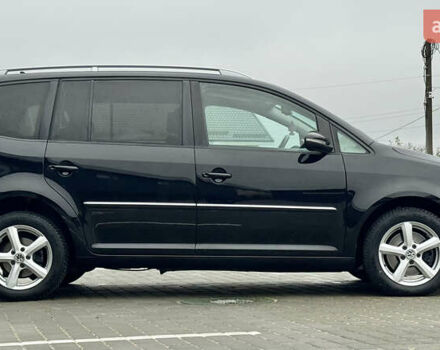 Черный Фольксваген Туран, объемом двигателя 2 л и пробегом 196 тыс. км за 14599 $, фото 22 на Automoto.ua