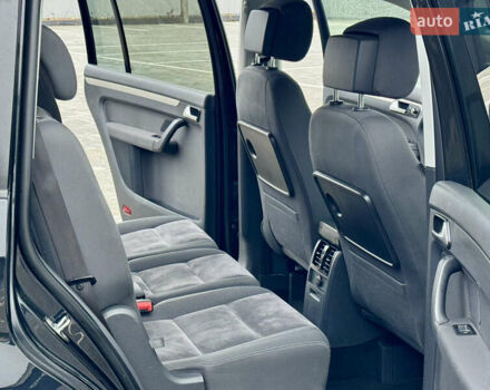 Черный Фольксваген Туран, объемом двигателя 2 л и пробегом 196 тыс. км за 14599 $, фото 42 на Automoto.ua