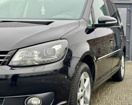 Черный Фольксваген Туран, объемом двигателя 2 л и пробегом 196 тыс. км за 14599 $, фото 12 на Automoto.ua