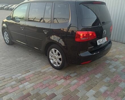 Черный Фольксваген Туран, объемом двигателя 0 л и пробегом 211 тыс. км за 12800 $, фото 2 на Automoto.ua