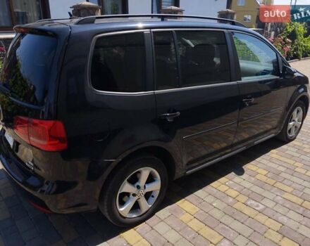 Чорний Фольксваген Туран, об'ємом двигуна 1.6 л та пробігом 227 тис. км за 10900 $, фото 5 на Automoto.ua