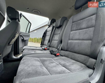 Черный Фольксваген Туран, объемом двигателя 2 л и пробегом 196 тыс. км за 14599 $, фото 35 на Automoto.ua