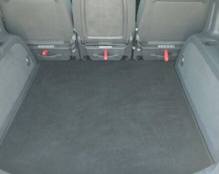 Чорний Фольксваген Туран, об'ємом двигуна 1.6 л та пробігом 227 тис. км за 10900 $, фото 6 на Automoto.ua