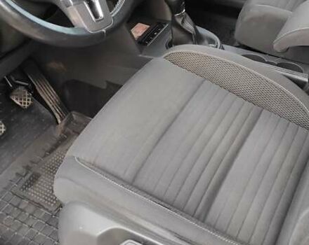 Черный Фольксваген Туран, объемом двигателя 1.97 л и пробегом 349 тыс. км за 13300 $, фото 3 на Automoto.ua