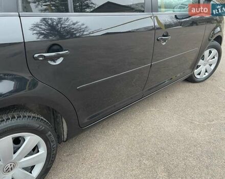 Черный Фольксваген Туран, объемом двигателя 1.4 л и пробегом 207 тыс. км за 10777 $, фото 100 на Automoto.ua