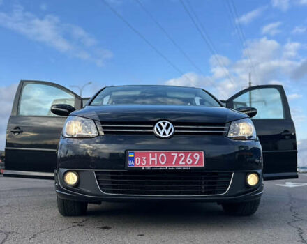 Черный Фольксваген Туран, объемом двигателя 1.97 л и пробегом 223 тыс. км за 13450 $, фото 3 на Automoto.ua