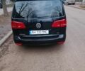 Черный Фольксваген Туран, объемом двигателя 1.6 л и пробегом 293 тыс. км за 10500 $, фото 1 на Automoto.ua