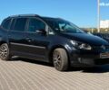 Черный Фольксваген Туран, объемом двигателя 1.6 л и пробегом 312 тыс. км за 10590 $, фото 21 на Automoto.ua