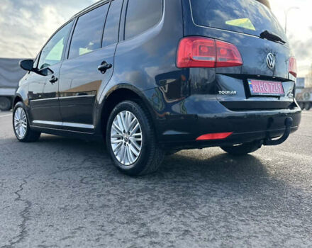 Черный Фольксваген Туран, объемом двигателя 1.97 л и пробегом 223 тыс. км за 13750 $, фото 39 на Automoto.ua