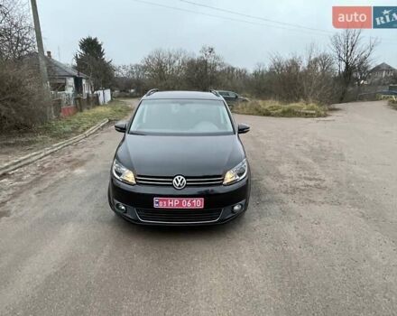 Черный Фольксваген Туран, объемом двигателя 1.4 л и пробегом 207 тыс. км за 10777 $, фото 174 на Automoto.ua