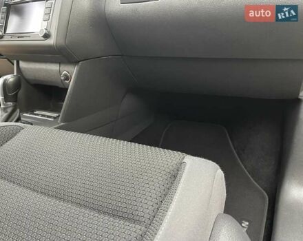 Черный Фольксваген Туран, объемом двигателя 1.4 л и пробегом 207 тыс. км за 10777 $, фото 202 на Automoto.ua