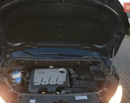 Черный Фольксваген Туран, объемом двигателя 1.6 л и пробегом 165 тыс. км за 13250 $, фото 85 на Automoto.ua
