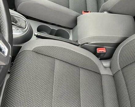 Черный Фольксваген Туран, объемом двигателя 1.4 л и пробегом 207 тыс. км за 10777 $, фото 52 на Automoto.ua