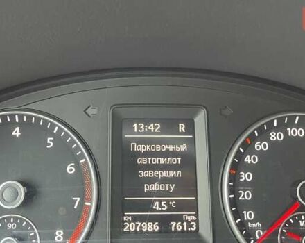 Черный Фольксваген Туран, объемом двигателя 1.4 л и пробегом 207 тыс. км за 10777 $, фото 86 на Automoto.ua