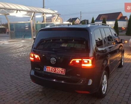 Черный Фольксваген Туран, объемом двигателя 1.6 л и пробегом 165 тыс. км за 13250 $, фото 71 на Automoto.ua