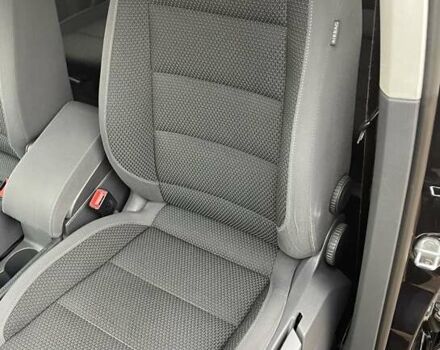 Черный Фольксваген Туран, объемом двигателя 1.4 л и пробегом 207 тыс. км за 10777 $, фото 51 на Automoto.ua