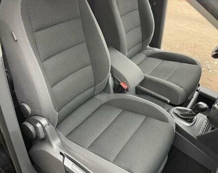 Черный Фольксваген Туран, объемом двигателя 1.4 л и пробегом 207 тыс. км за 10777 $, фото 208 на Automoto.ua