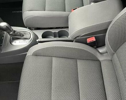 Черный Фольксваген Туран, объемом двигателя 1.4 л и пробегом 207 тыс. км за 10777 $, фото 60 на Automoto.ua