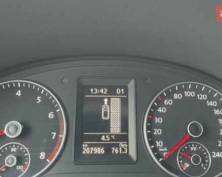 Черный Фольксваген Туран, объемом двигателя 1.4 л и пробегом 207 тыс. км за 10777 $, фото 84 на Automoto.ua