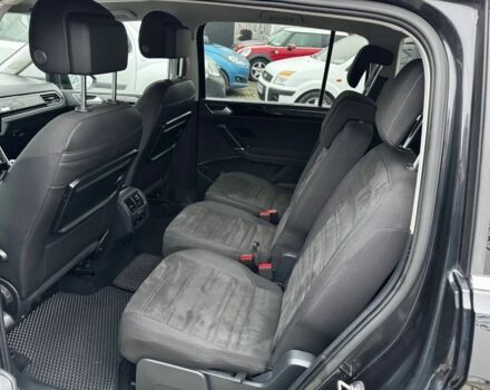 Черный Фольксваген Туран, объемом двигателя 2 л и пробегом 240 тыс. км за 12999 $, фото 17 на Automoto.ua