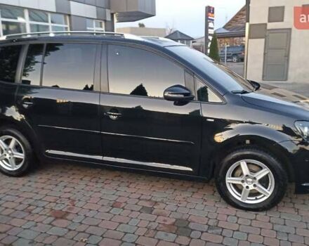 Черный Фольксваген Туран, объемом двигателя 1.6 л и пробегом 165 тыс. км за 13250 $, фото 4 на Automoto.ua