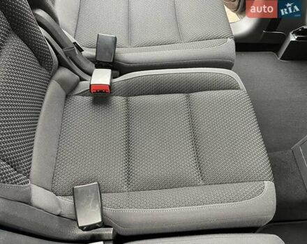 Черный Фольксваген Туран, объемом двигателя 1.4 л и пробегом 207 тыс. км за 10777 $, фото 139 на Automoto.ua