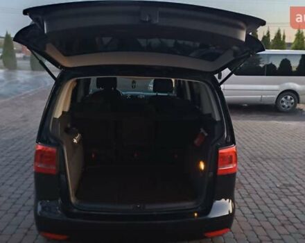 Черный Фольксваген Туран, объемом двигателя 1.6 л и пробегом 165 тыс. км за 13250 $, фото 50 на Automoto.ua
