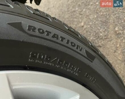 Черный Фольксваген Туран, объемом двигателя 1.4 л и пробегом 207 тыс. км за 10777 $, фото 26 на Automoto.ua