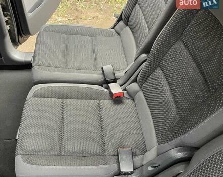 Черный Фольксваген Туран, объемом двигателя 1.4 л и пробегом 207 тыс. км за 10777 $, фото 129 на Automoto.ua