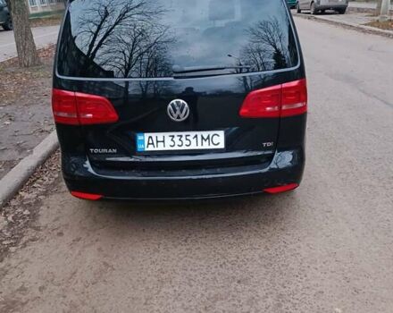 Черный Фольксваген Туран, объемом двигателя 1.6 л и пробегом 293 тыс. км за 10500 $, фото 3 на Automoto.ua