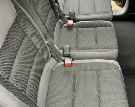 Черный Фольксваген Туран, объемом двигателя 1.4 л и пробегом 207 тыс. км за 10777 $, фото 141 на Automoto.ua