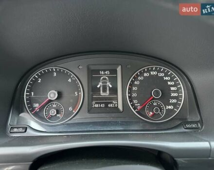 Чорний Фольксваген Туран, об'ємом двигуна 2 л та пробігом 248 тис. км за 13150 $, фото 20 на Automoto.ua
