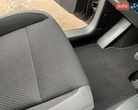 Черный Фольксваген Туран, объемом двигателя 1.4 л и пробегом 207 тыс. км за 10777 $, фото 49 на Automoto.ua