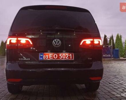 Черный Фольксваген Туран, объемом двигателя 1.6 л и пробегом 165 тыс. км за 13250 $, фото 92 на Automoto.ua