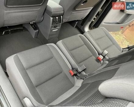 Черный Фольксваген Туран, объемом двигателя 1.4 л и пробегом 207 тыс. км за 10777 $, фото 127 на Automoto.ua