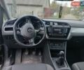 Черный Фольксваген Туран, объемом двигателя 1.6 л и пробегом 230 тыс. км за 15000 $, фото 4 на Automoto.ua