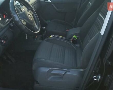 Черный Фольксваген Туран, объемом двигателя 1.6 л и пробегом 165 тыс. км за 13250 $, фото 20 на Automoto.ua