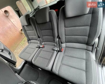 Черный Фольксваген Туран, объемом двигателя 1.4 л и пробегом 207 тыс. км за 10777 $, фото 133 на Automoto.ua