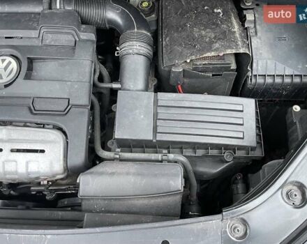 Черный Фольксваген Туран, объемом двигателя 1.4 л и пробегом 207 тыс. км за 10777 $, фото 158 на Automoto.ua
