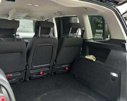 Черный Фольксваген Туран, объемом двигателя 1.6 л и пробегом 250 тыс. км за 9500 $, фото 11 на Automoto.ua