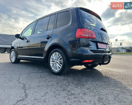 Черный Фольксваген Туран, объемом двигателя 1.97 л и пробегом 223 тыс. км за 13450 $, фото 35 на Automoto.ua