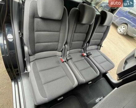 Черный Фольксваген Туран, объемом двигателя 1.4 л и пробегом 207 тыс. км за 10777 $, фото 145 на Automoto.ua