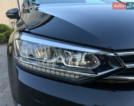 Чорний Фольксваген Туран, об'ємом двигуна 2 л та пробігом 239 тис. км за 16250 $, фото 62 на Automoto.ua