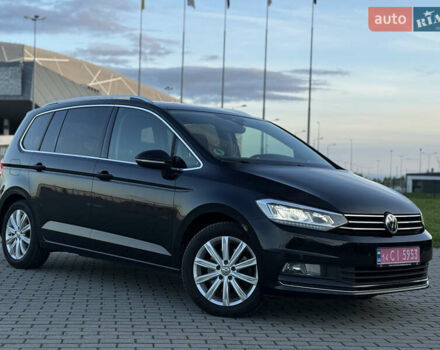 Черный Фольксваген Туран, объемом двигателя 1.97 л и пробегом 260 тыс. км за 15499 $, фото 17 на Automoto.ua